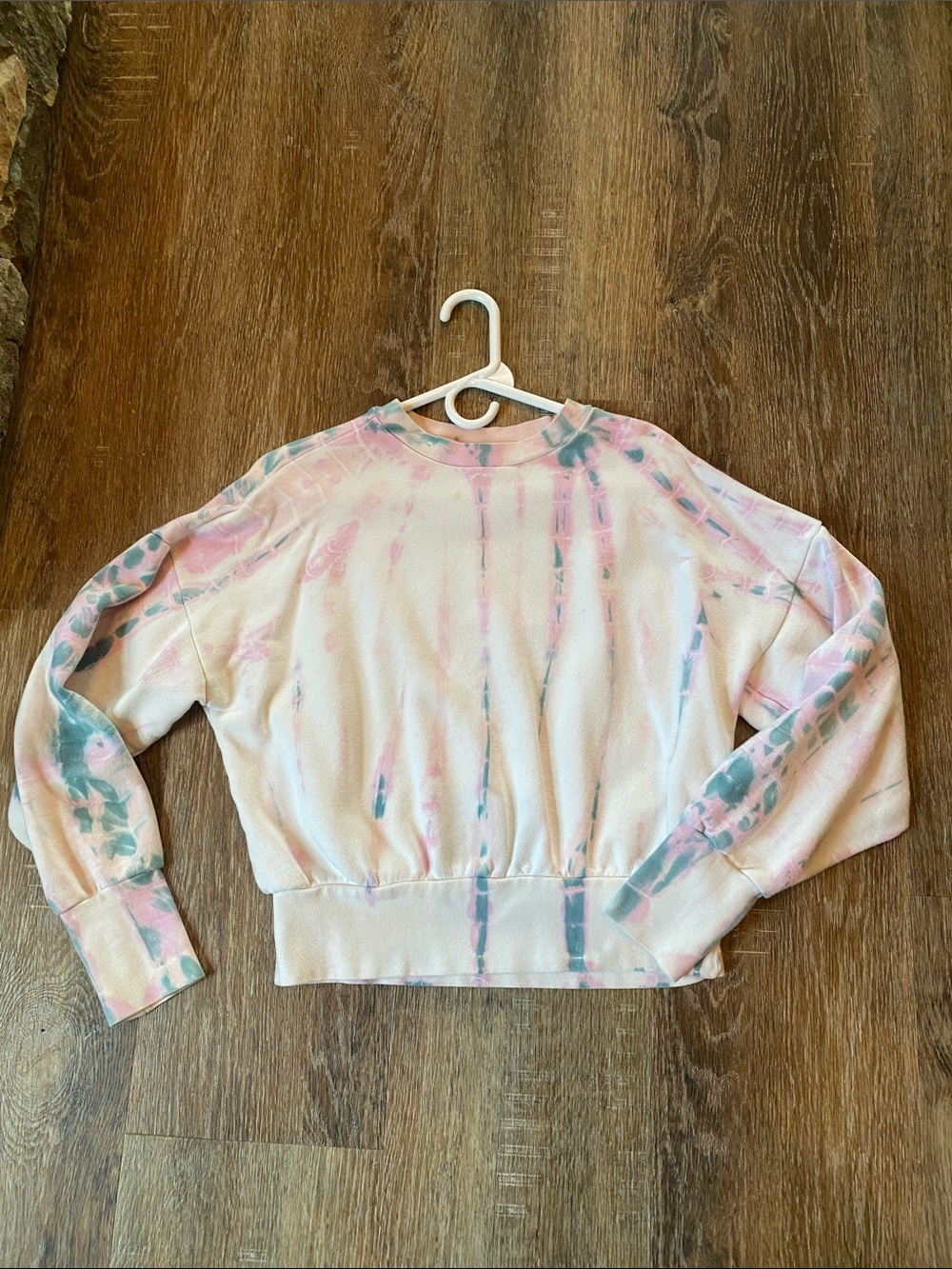 Old Navy Pastel Pink & Teal Tie-Dye Crewneck Sweatshirt